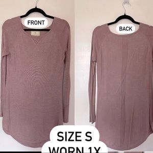 !!! WORN 1x ONLY !!! Women’s Sweater Dress